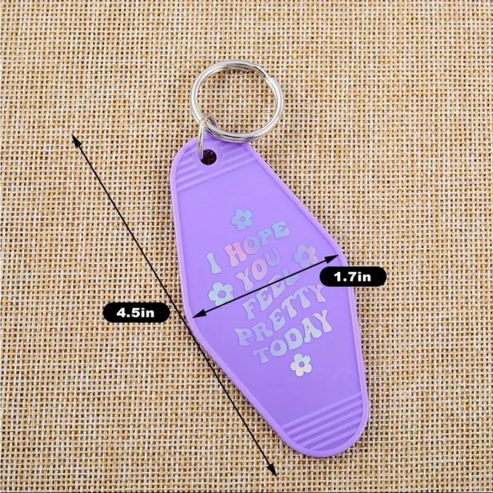 I Hope You Feel Pretty Today Retro Motel Room Keychain Vintage Style - Picture 4 of 5